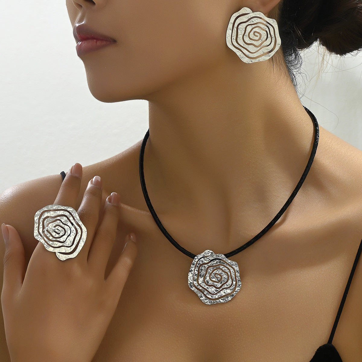 Personalized Ins Women's Ring Earrings Suit Joker Rose Flower Niche Design Long Necklace Women Wholesale