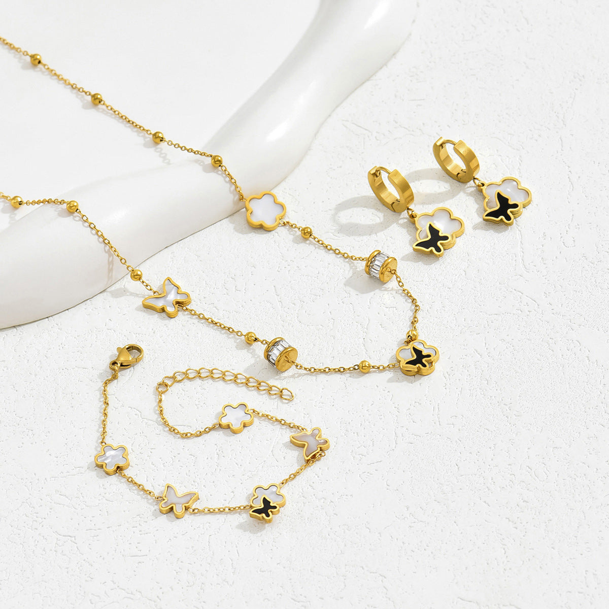 Simple Korean Style Geometric Bracelet Earrings Suit All-match Style Butterfly Niche Zircon Design Necklace