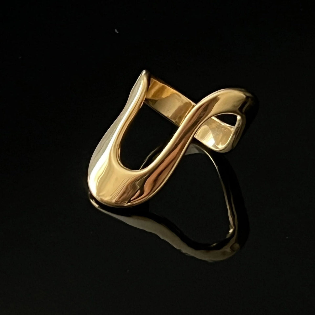 18K gold geometric U-shaped design exaggerated personality ring