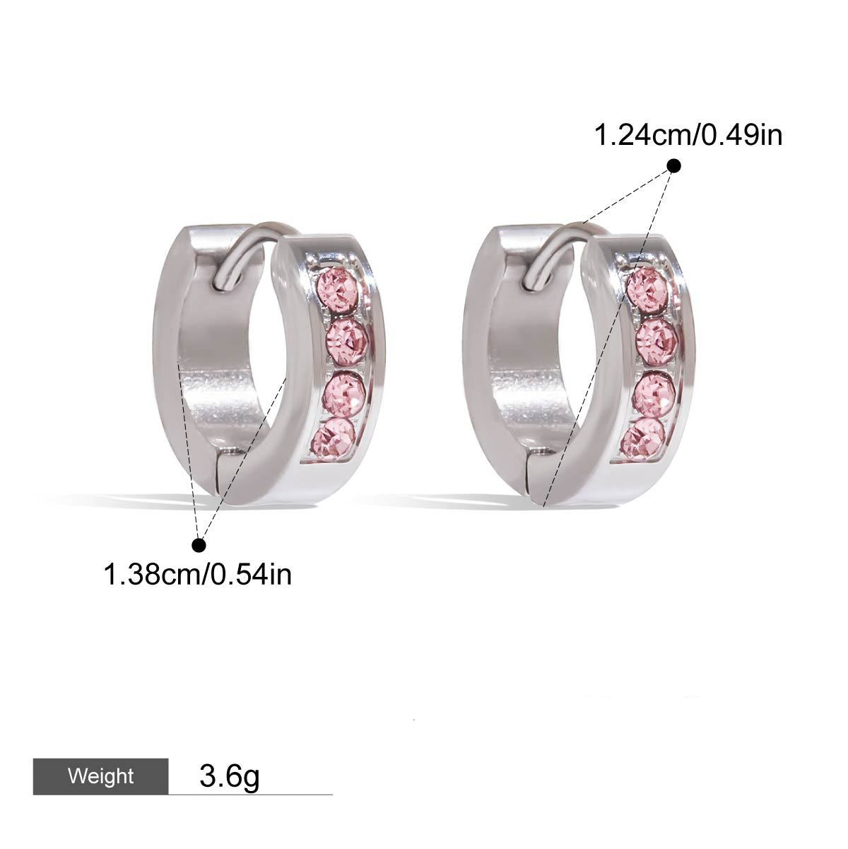 Heart-shaped earrings inlaid with gemstones, exquisite and dazzling