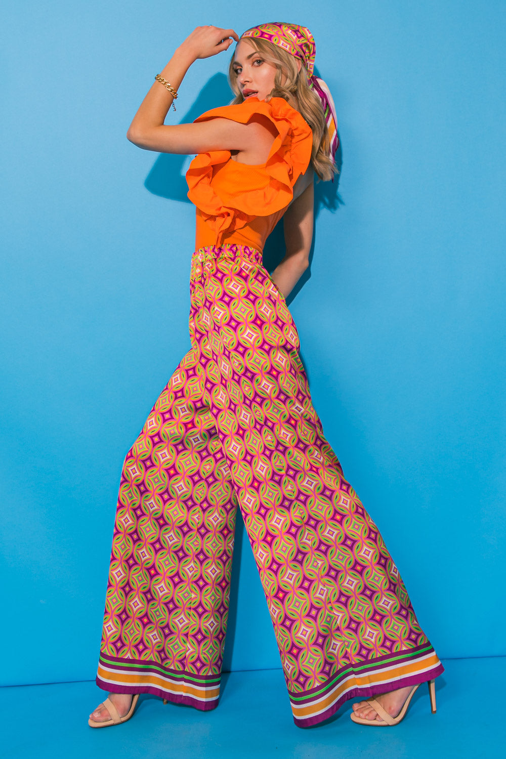 SHE'S BACK IN TOWN WOVEN PANTS