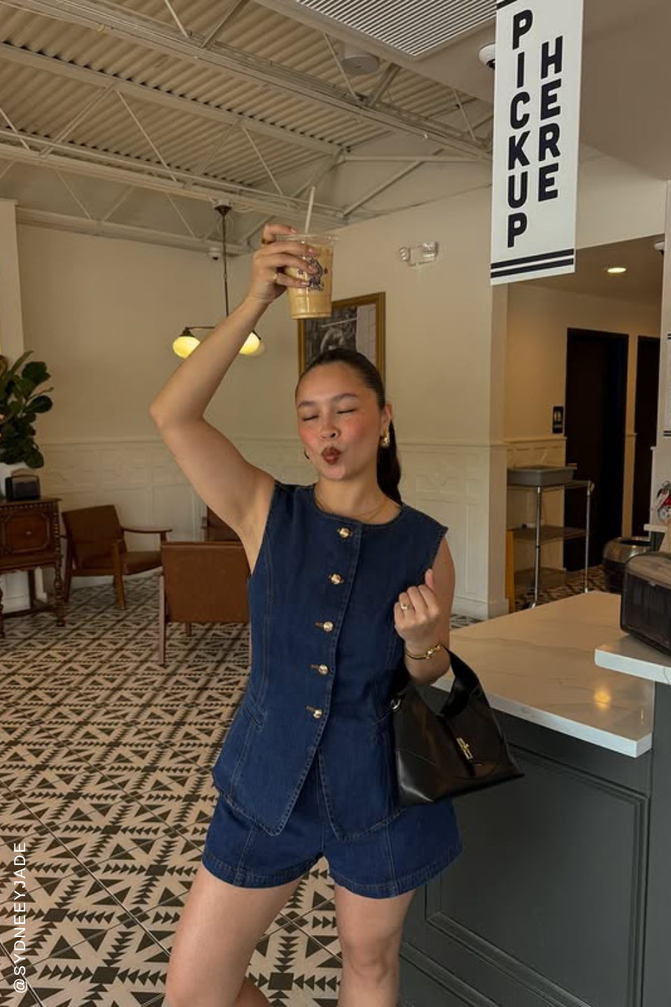 DRIVE-IN MOVIE DENIM SHORT