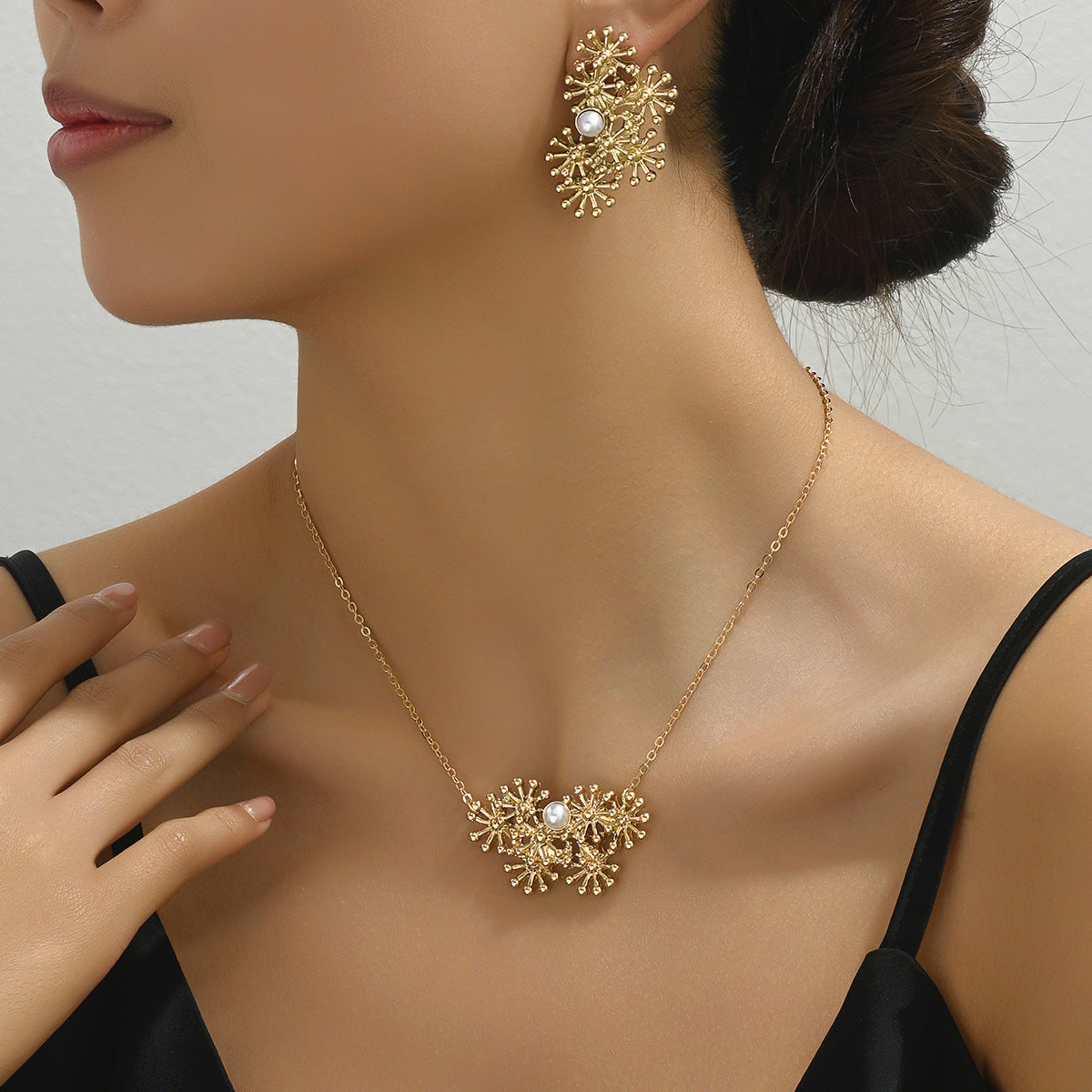 All-Match Fashion Sunflower Design Women's Earring Necklace Suit Personalized Hip-Hop Style With Pearl Niche Chain