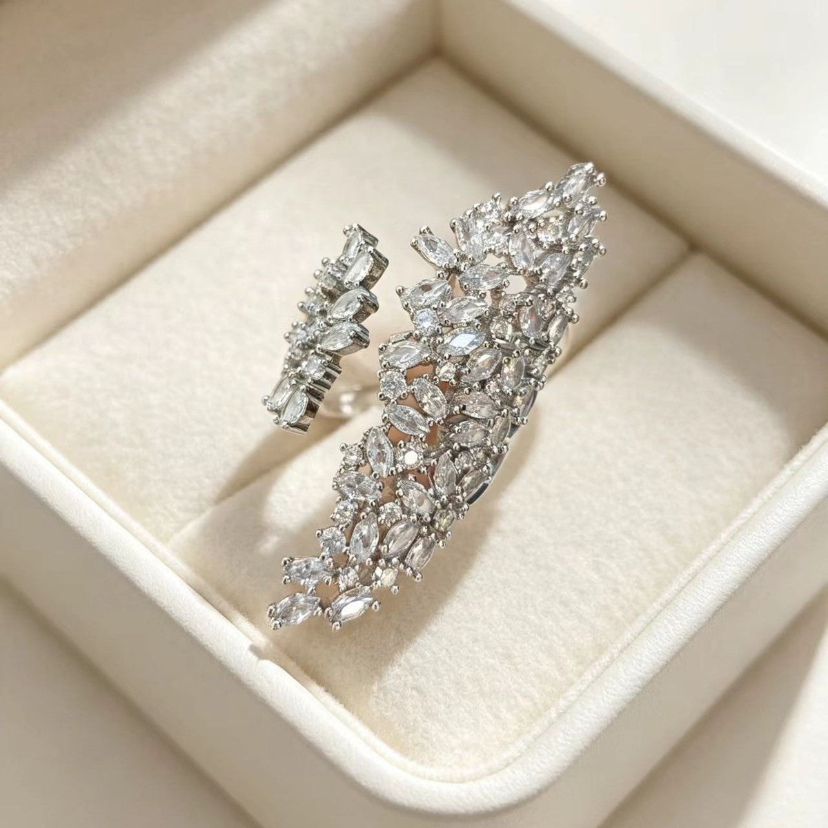 Zircon Inlaid Feather Open Ring