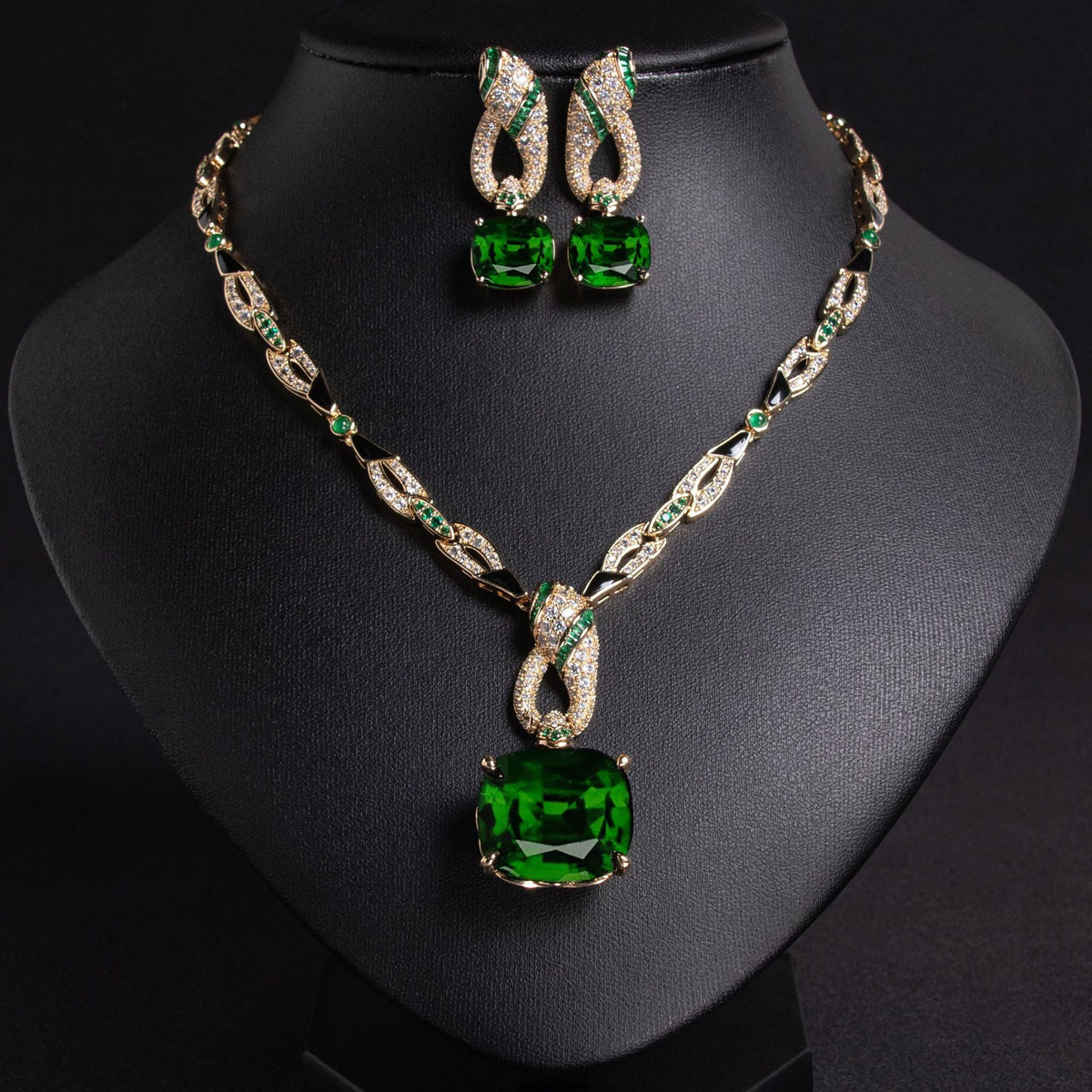 Cross-Border Fashion Geometric Design Jewelry Set Light Luxury Personality Versatile High-End Simple Snake Necklace Jewelry For Women