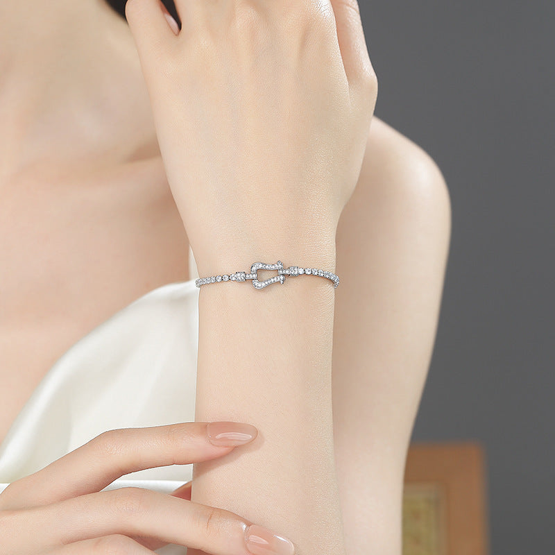 Light Luxury Horseshoe Buckle Bracelet For Women, Niche Designer Stainless Steel Bangle, Sparkly Zircon Versatile Fashion Bracelet Wholesale