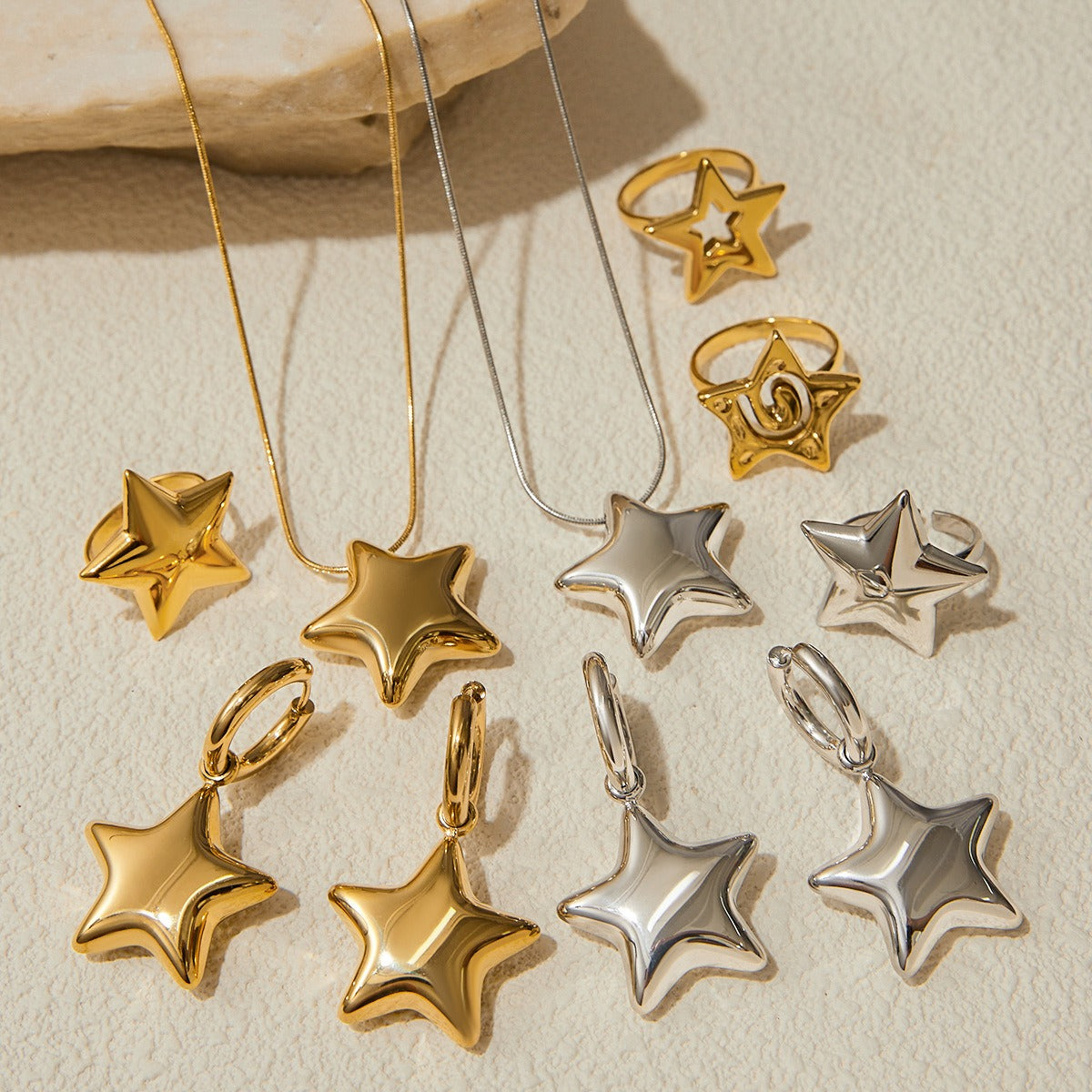 18K gold star-shaped design elegant necklace, ring, earrings and brooch set
