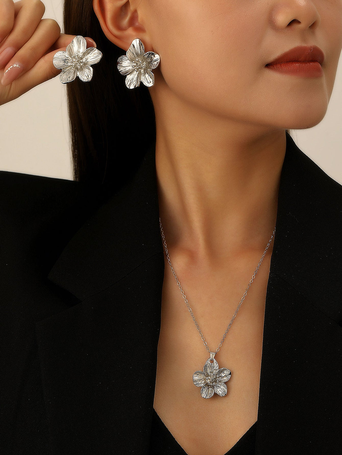 European And American Cross-Border Jewelry Pleated Texture Design Flower Earrings Necklace Bracelet Anklet Ring Bracelet Set For Women