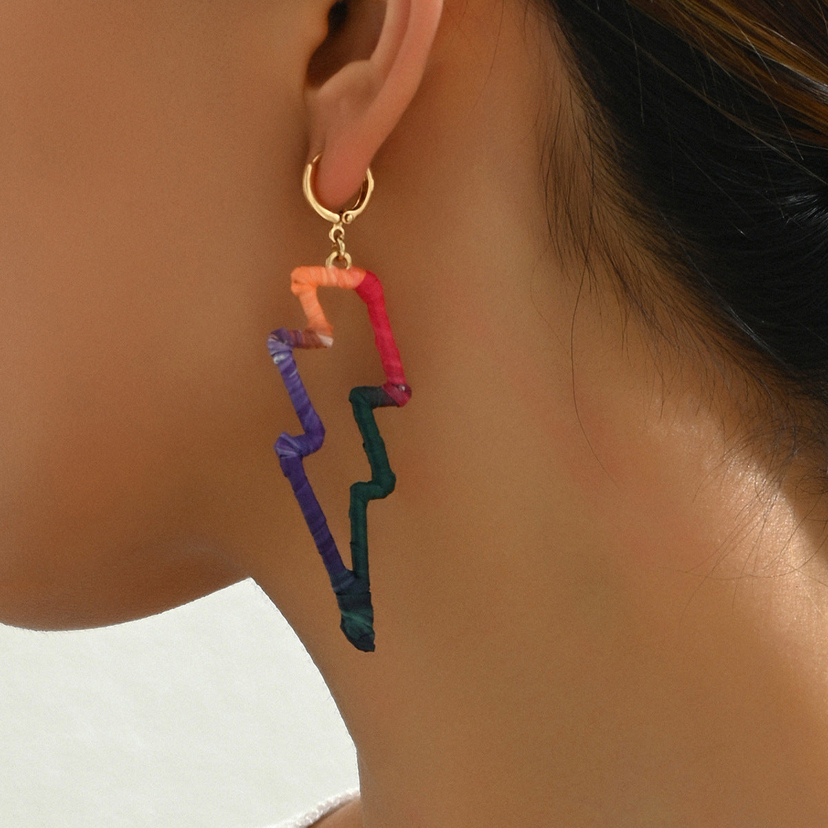 Ins Sweet Cool Spice Girl Style Women's Earrings American Style String Rope Design Earrings Distinctive Hip Hop Style Lightning Shape Earrings