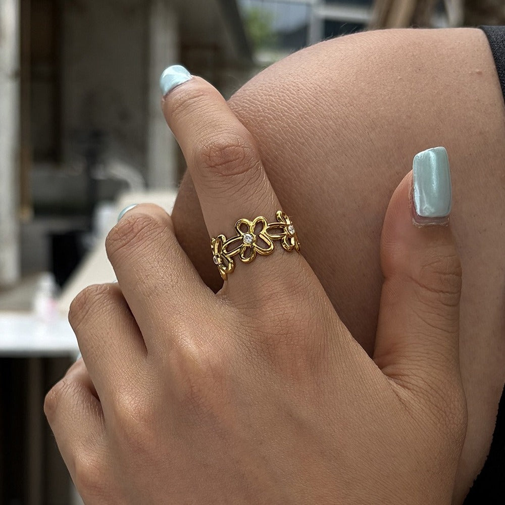 Zircon Flower Ring Collection