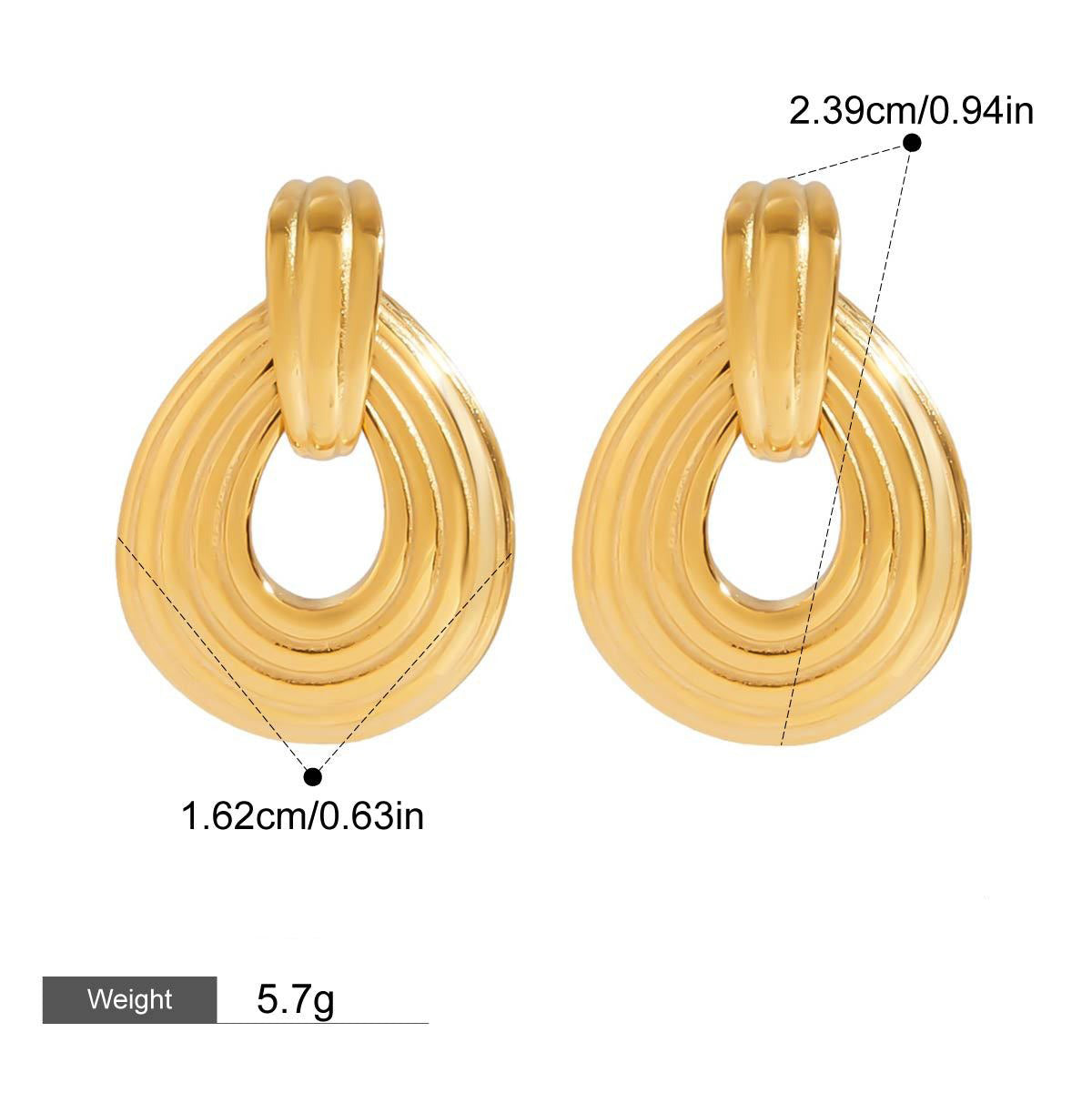 18K gold teardrop-shaped earrings with textured design, classic and fashionable