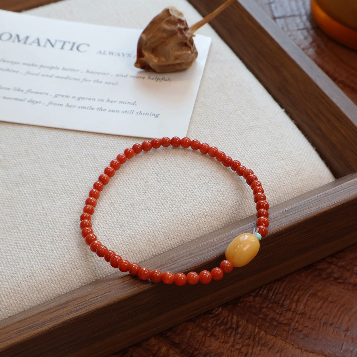 Female Natural South Red Agate Bracelet