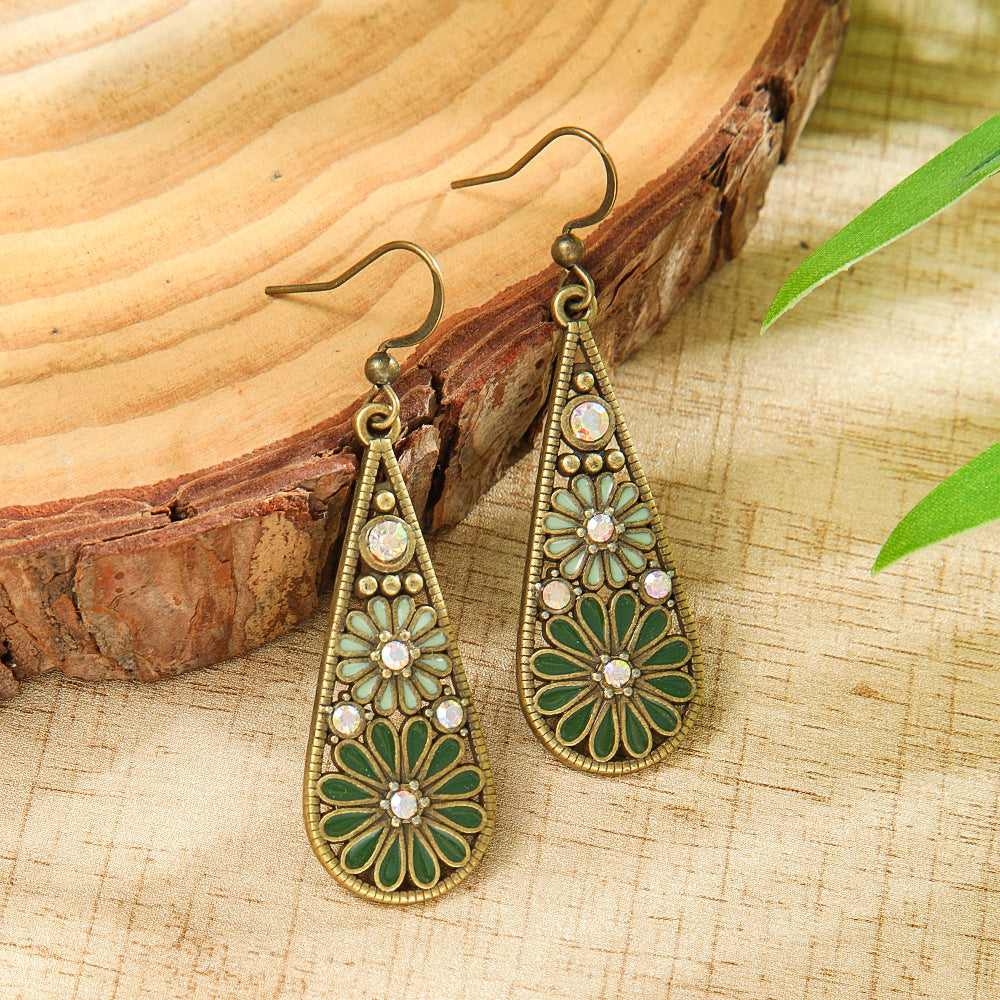 Metal Earrings Water-drop-shaped With Small Daisies Oil-drip Style