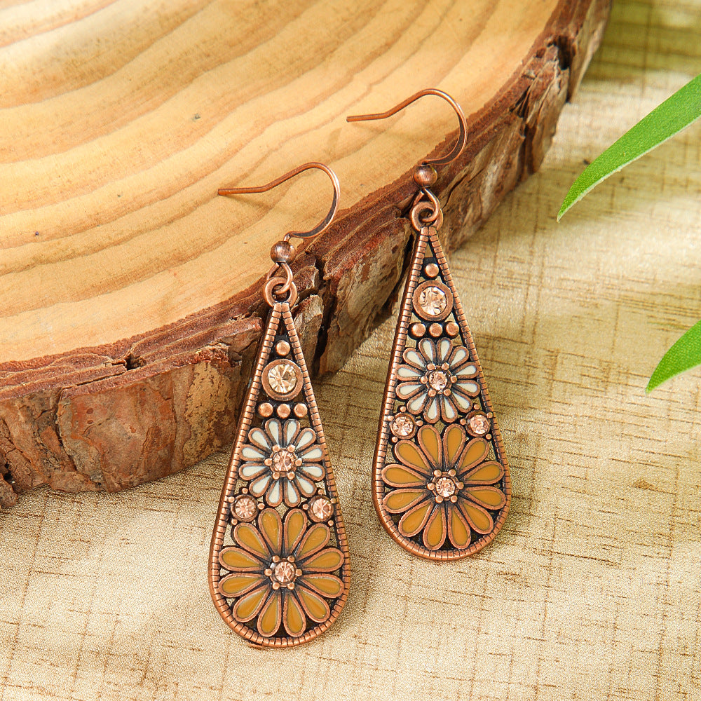 Metal Earrings Water-drop-shaped With Small Daisies Oil-drip Style