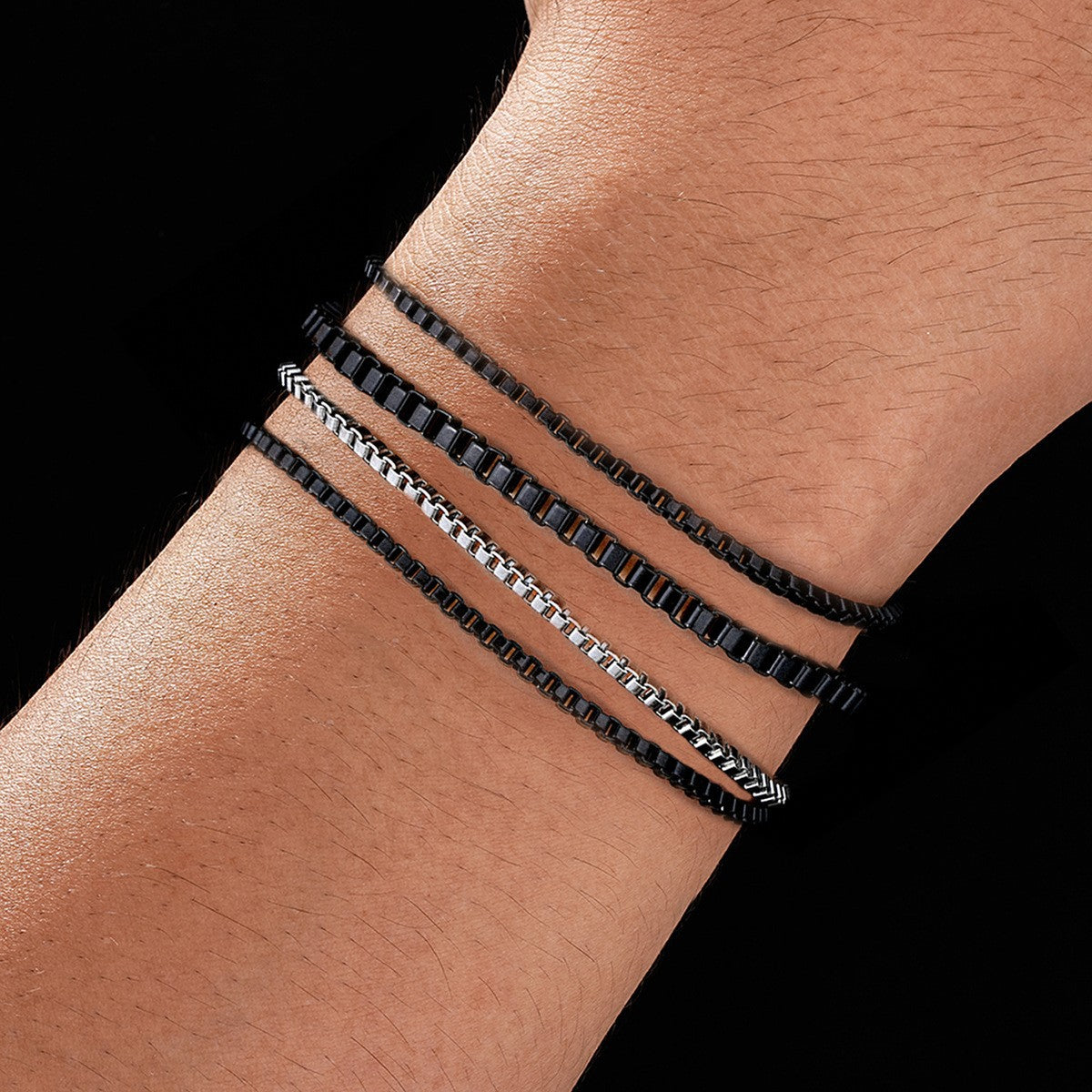 Stainless Steel European And American-style Mens And Womens Bracelet