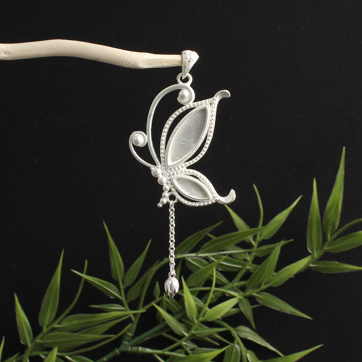 Butterfly Pendant Inlaid With A Bell