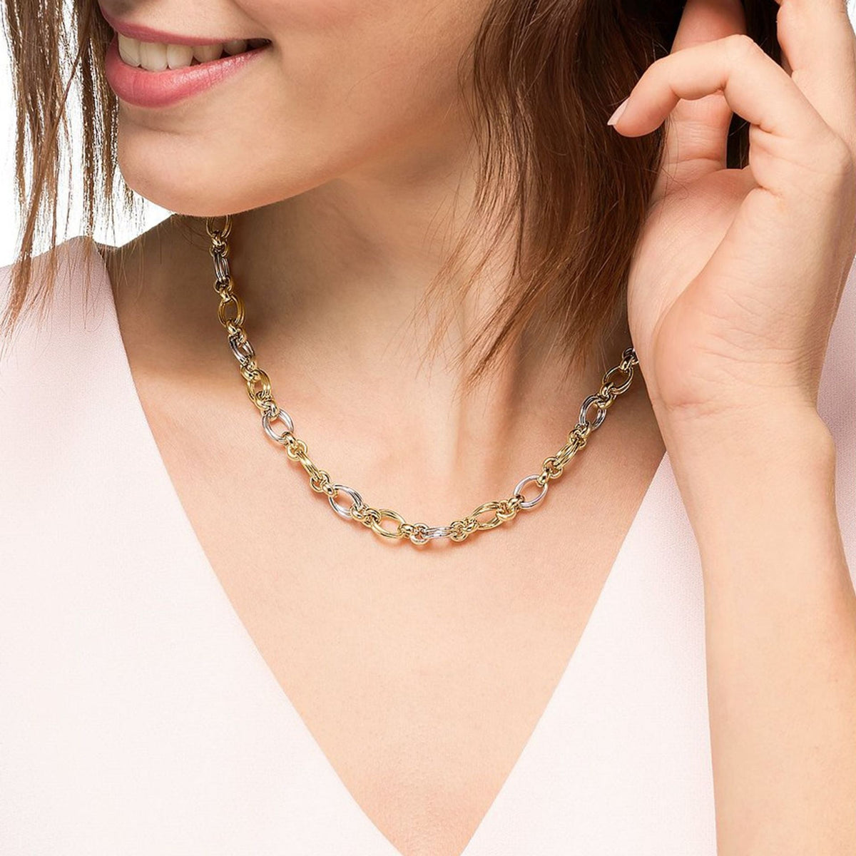 18K gold chain with gold and silver color matching design fashionable and simple necklace