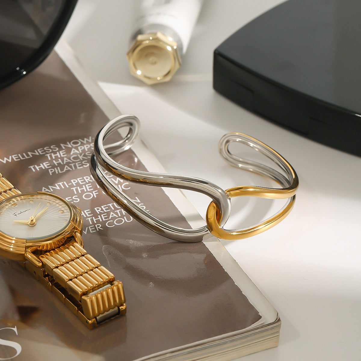 18K gold geometric lines with gold and silver color matching design classic fashion bracelet