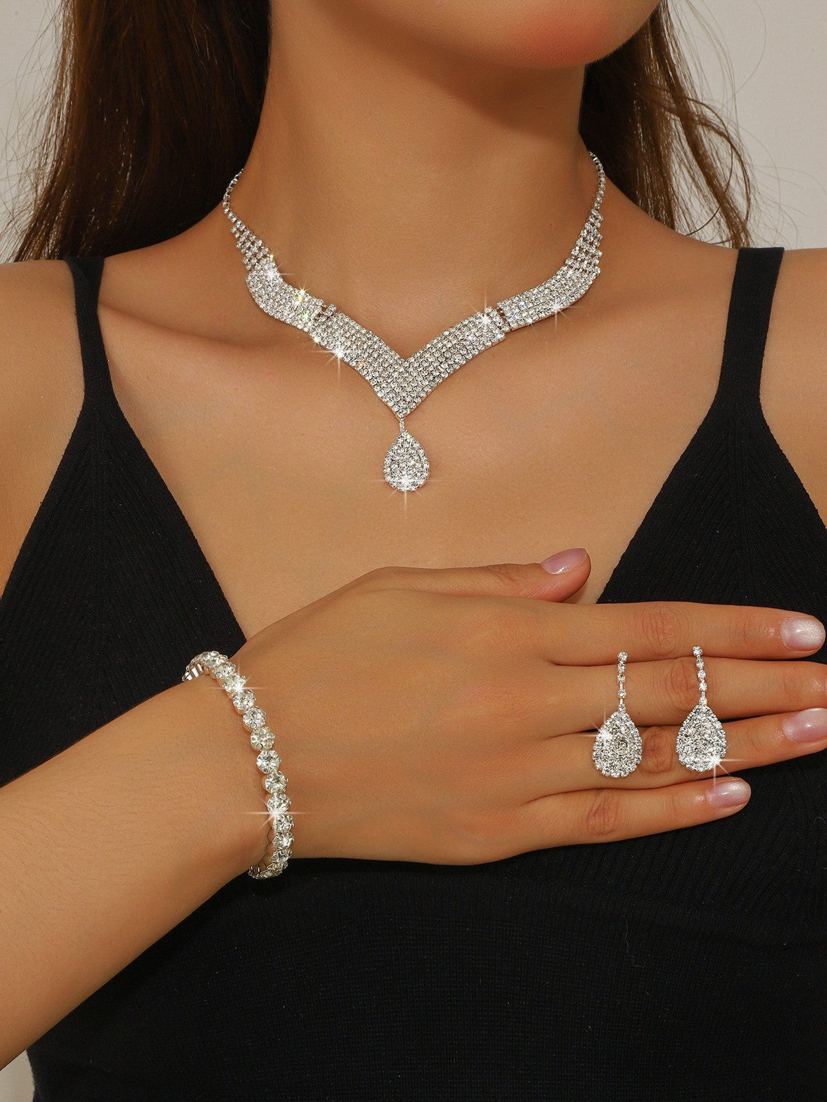 Luxury Chain European And American Wedding Jewelry Jewelry Set Bridal Wedding Supplies Necklace Earrings Bracelet Ring Head