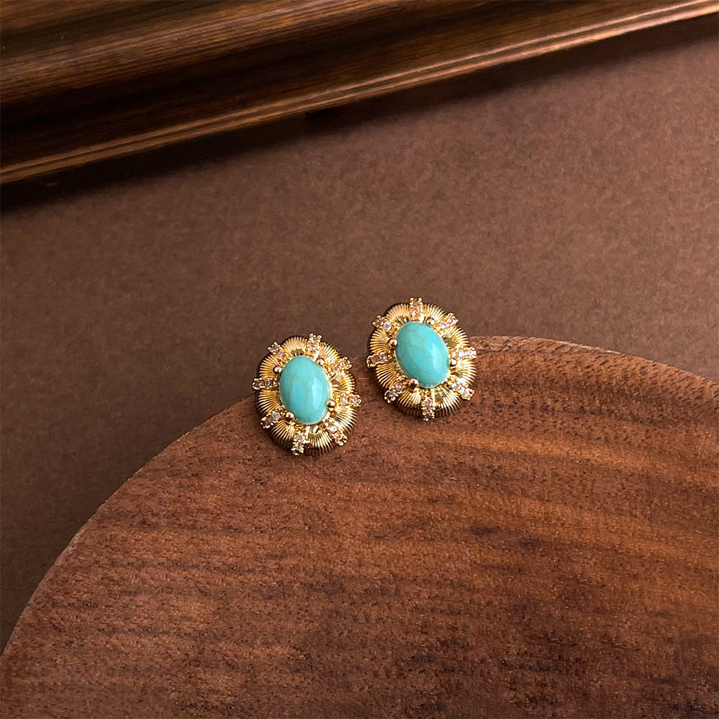 Vintage High-end Earrings Bold And Personalized Ear Cuffs