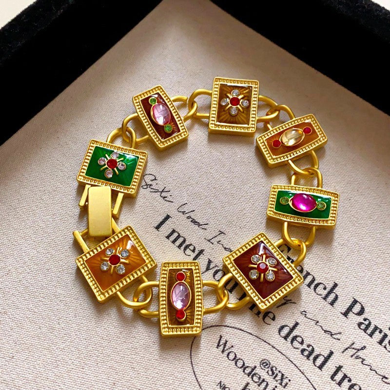 Second-Hand Vintage Jewelry With Diamond-Encrusted Flowers And Heart Necklaces, Retro Elegant Clavicle Chains, Light Luxury And High-End Necklaces