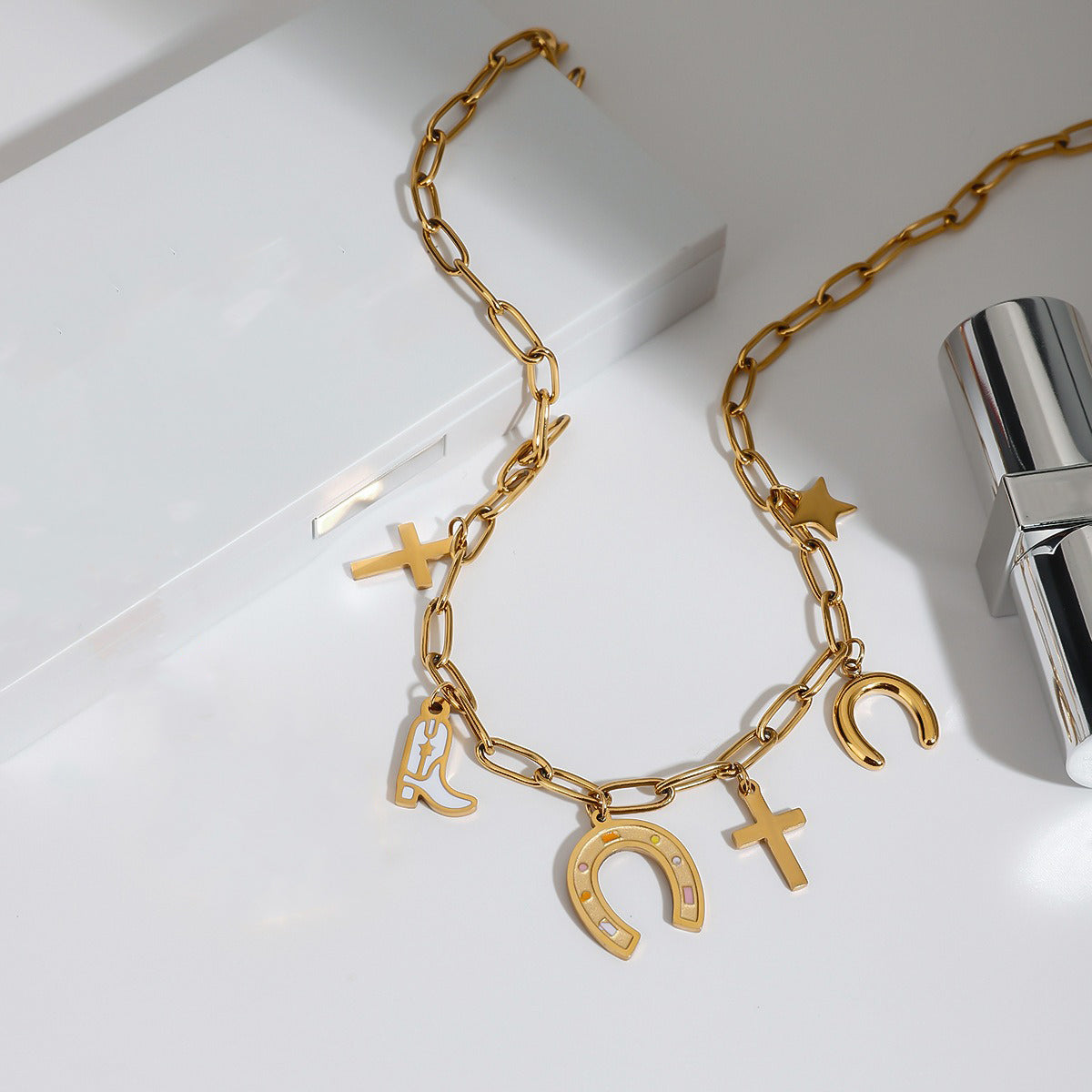 18K Gold Cross and Star Design Beautiful Fashion Necklace