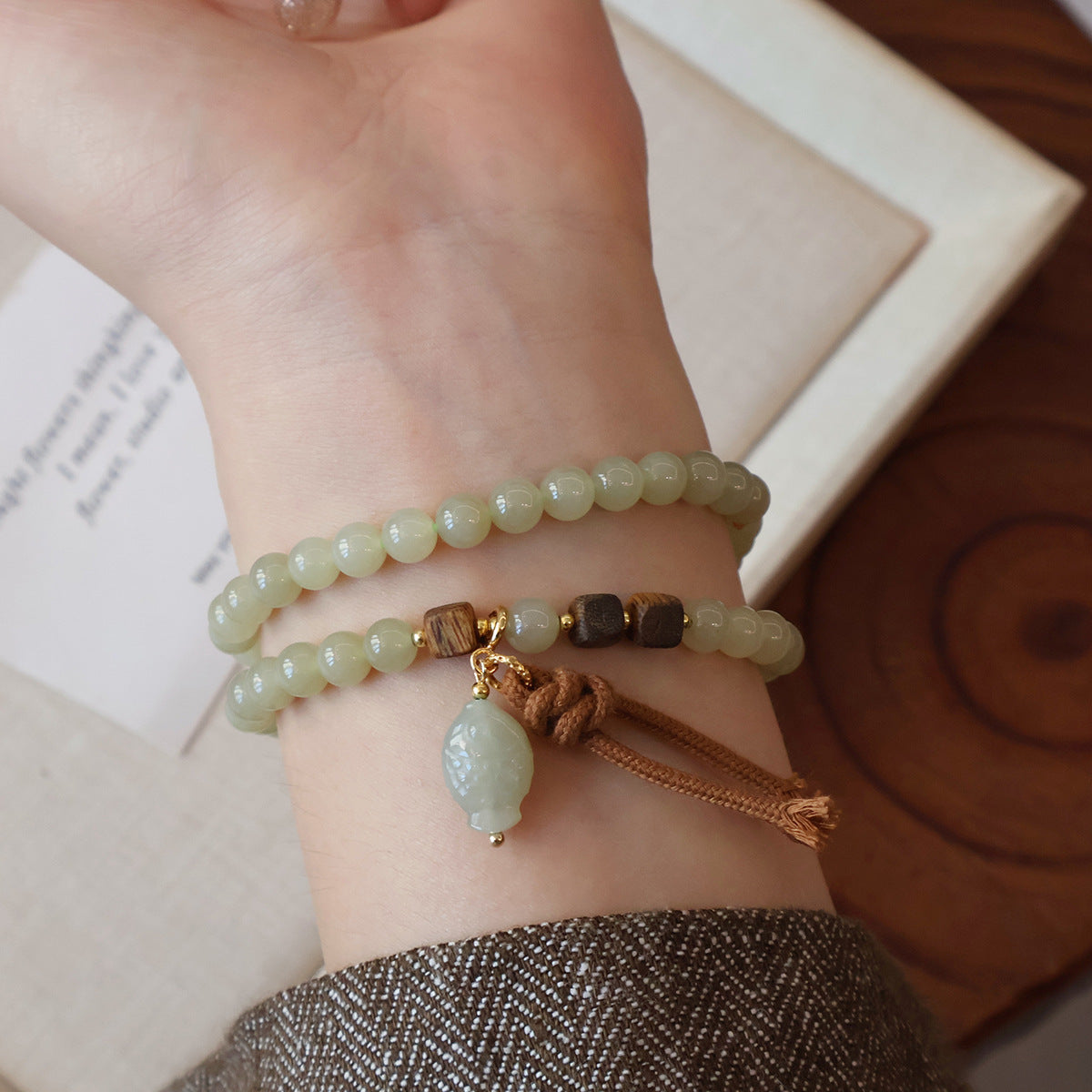 Natural Hetian Jade Bead Bracelet