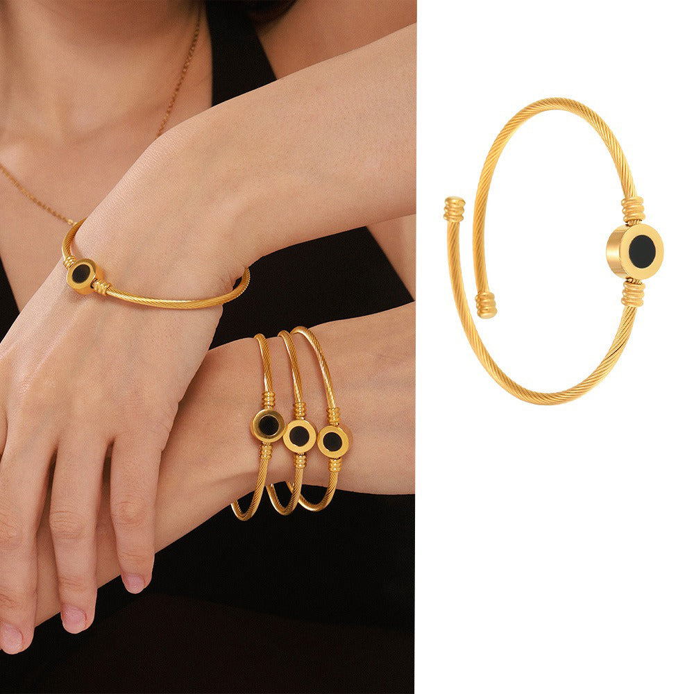 18K gold twill with round inlaid gemstone design noble and elegant bracelet