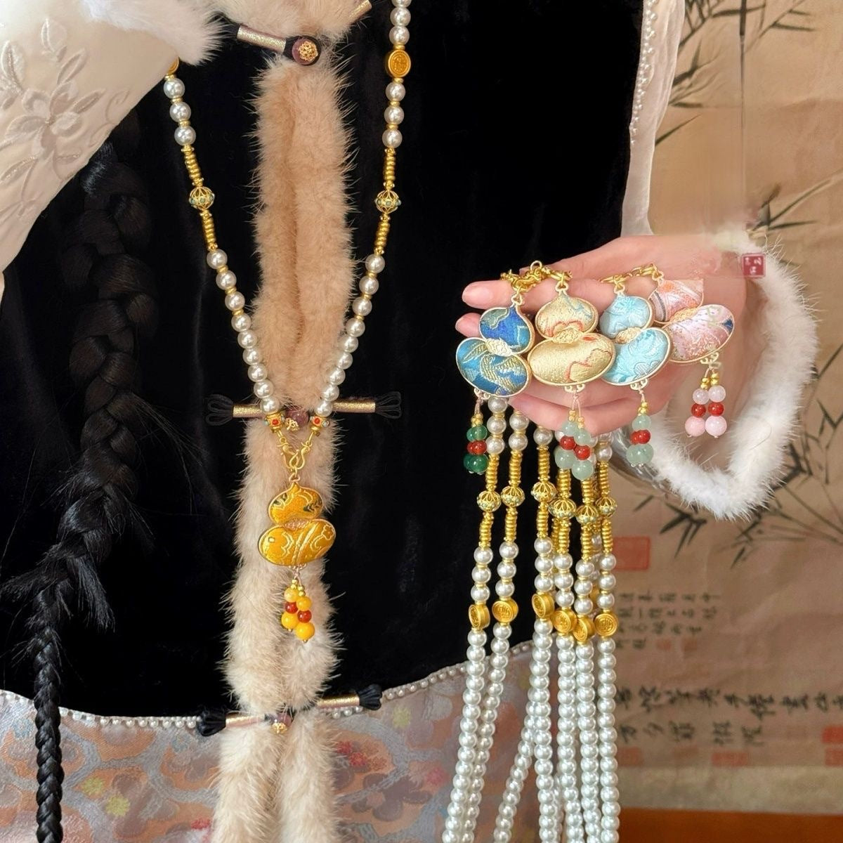 Chinese-style Song Brocade Double-sided Gourd Imitation Pearl New Chinese-style Necklace For Women, Long Ethnic-style Accessory For Cheongsam And Sweater