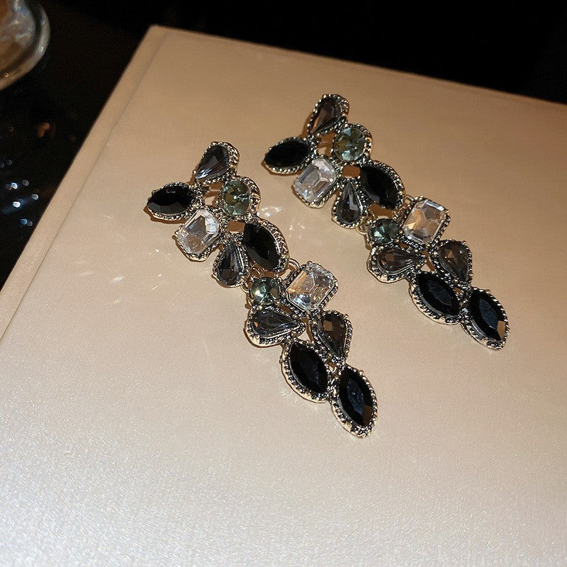 Second-Hand Vintage Jewelry With Diamond-Encrusted Flowers And Heart Necklaces, Retro Elegant Clavicle Chains, Light Luxury And High-End Necklaces