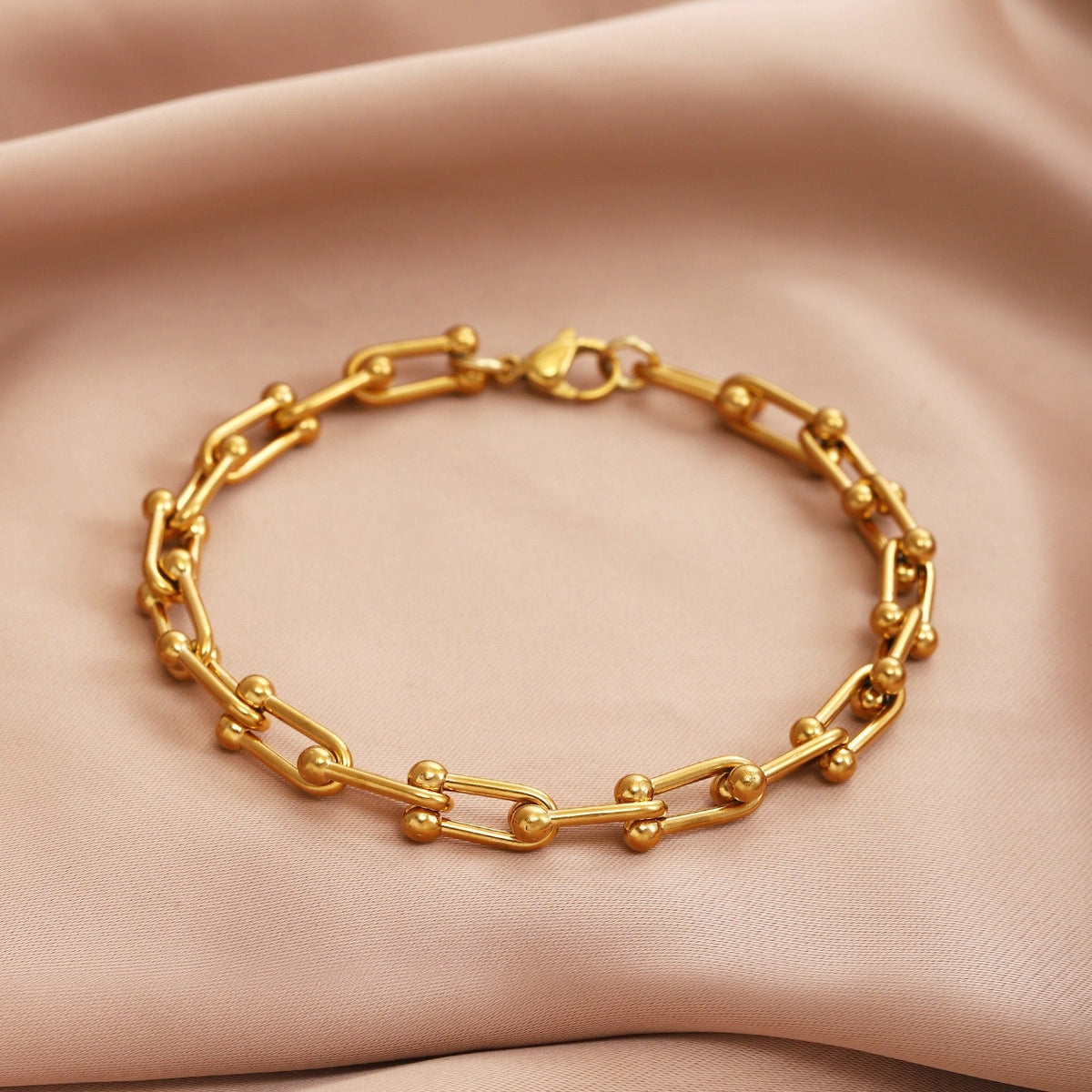 18k gold U-shaped horseshoe clasp bracelet necklace