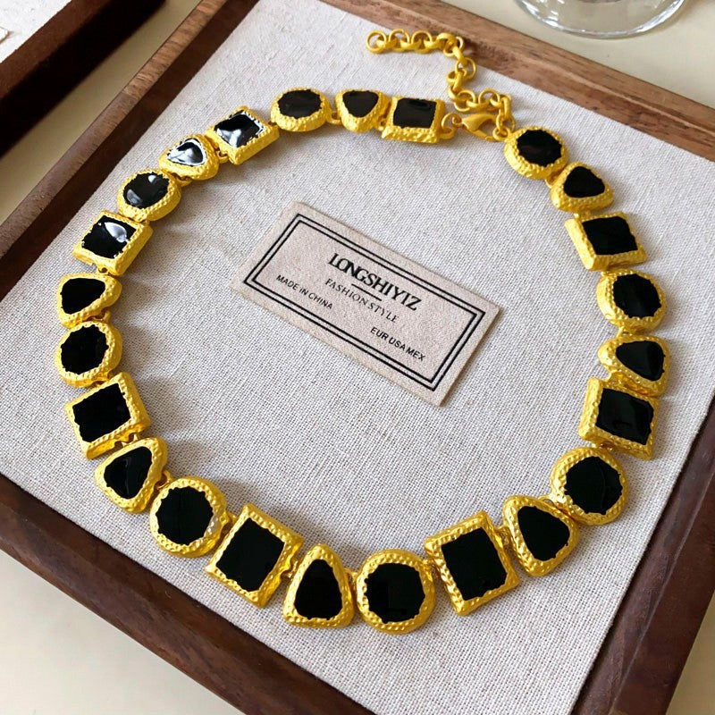 Second-Hand Vintage Jewelry With Diamond-Encrusted Flowers And Heart Necklaces, Retro Elegant Clavicle Chains, Light Luxury And High-End Necklaces