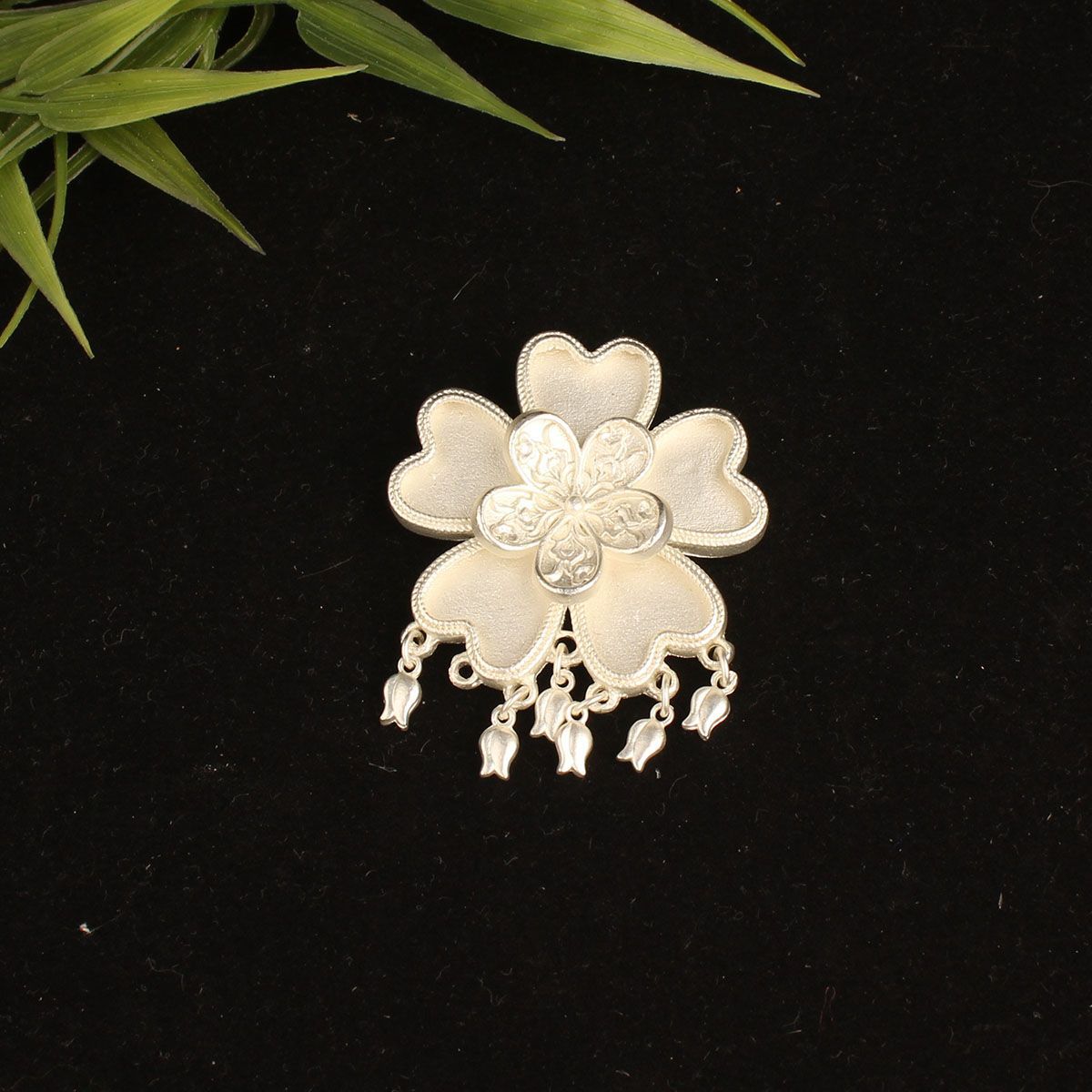 Butterfly Pendant Inlaid With A Bell