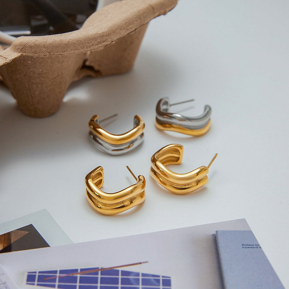 18K gold double-layer C-shaped design simple and unique earrings
