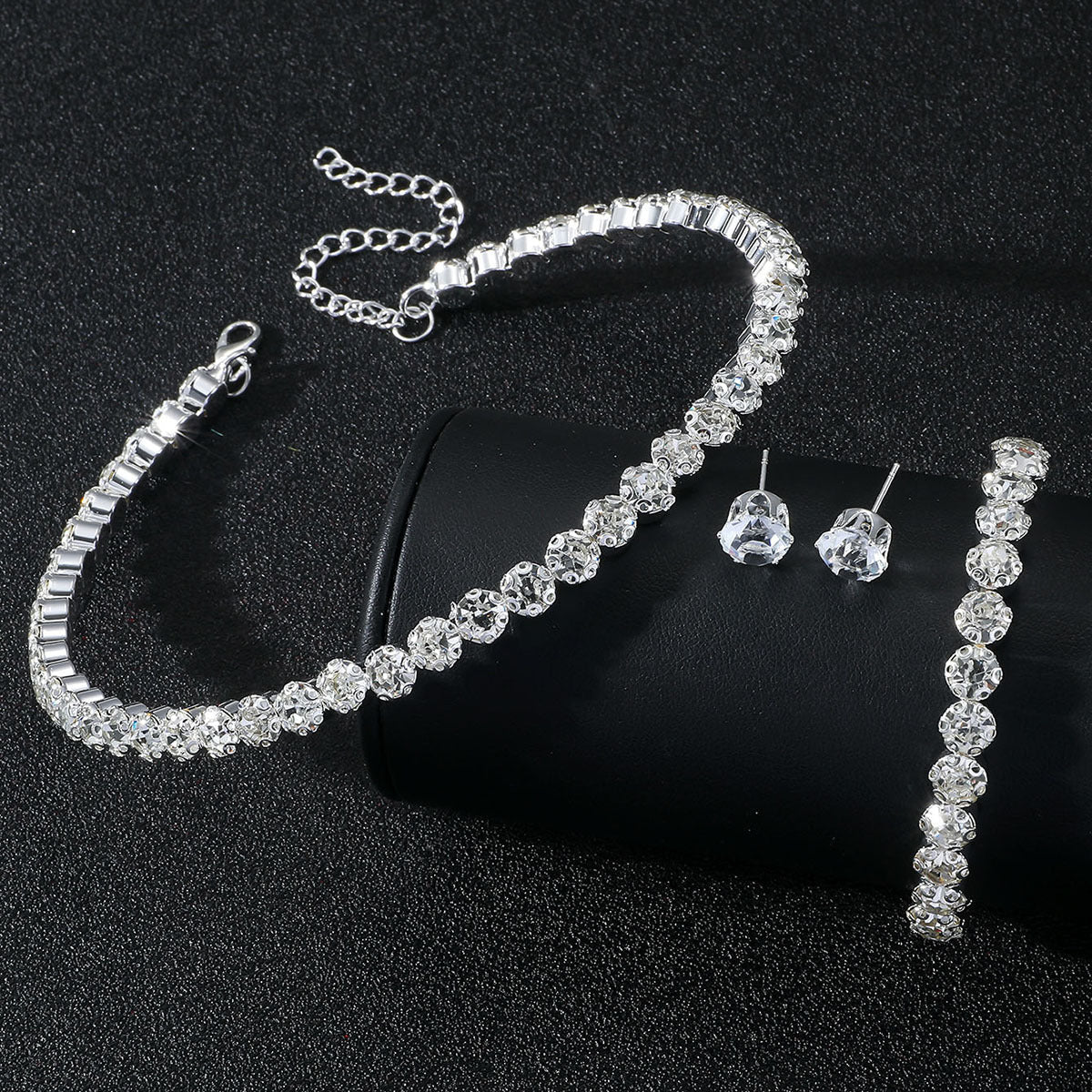 Bridal Accessories Three-Piece Set Wedding Fashion Full Diamond Zircon Water Drop Necklace Earrings Wedding Jewelry Bridal Jewelry