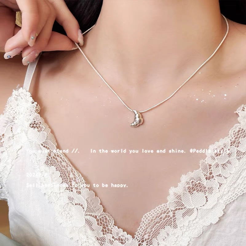 S925 Sterling Silver Pearl Necklace For Women, Niche Design, Light Luxury, Stylish And Versatile, High-End Clavicle Chain Accessory, Trendy