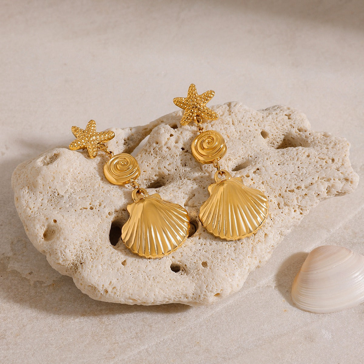 18K gold shells with tassel design exquisite and noble earrings