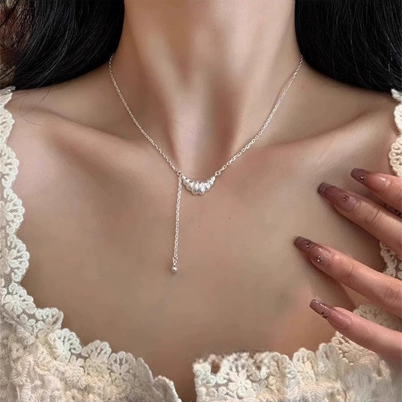 S925 Sterling Silver Pearl Necklace For Women, Niche Design, Light Luxury, Stylish And Versatile, High-End Clavicle Chain Accessory, Trendy