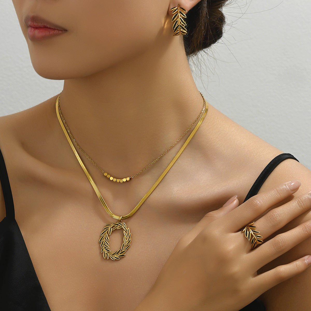 Fashion Simple Wind Ring Ladies Necklace Jewelry Suit Niche Leaves Drop Oil Design Earrings Long Chain