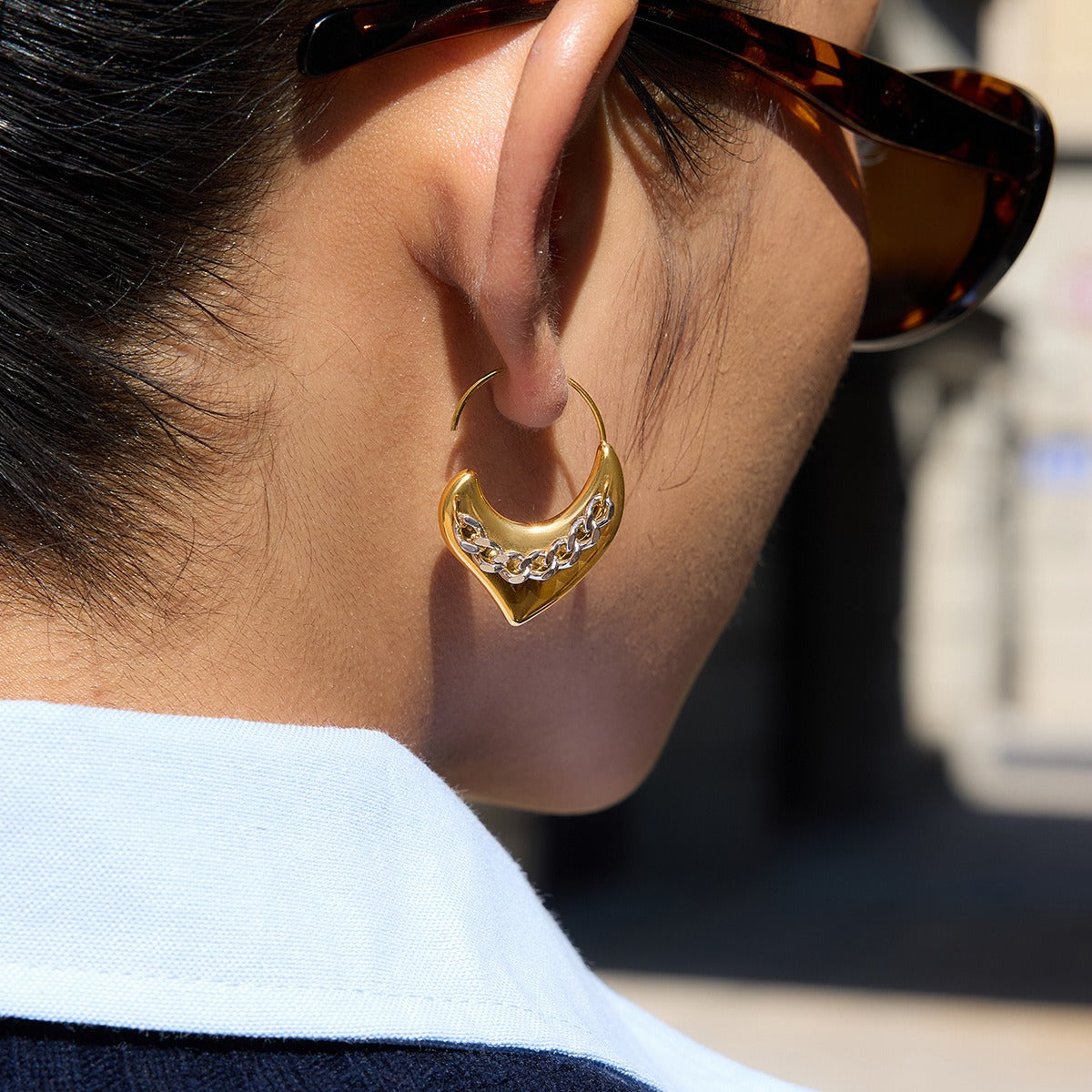 18K gold lightweight luxury heart-shaped earrings