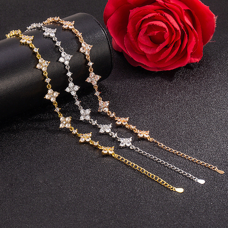 Sparkling Clover Tassel Bracelet