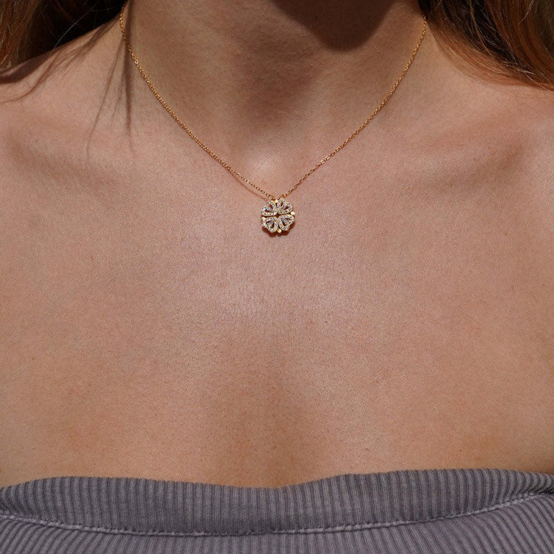 Heart-shaped four-leaf clover necklace with micro-inlaid zircon