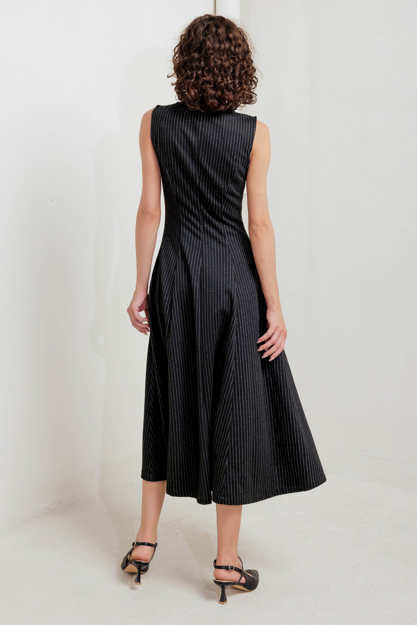 URBAN FRAME WOVEN MIDI DRESS