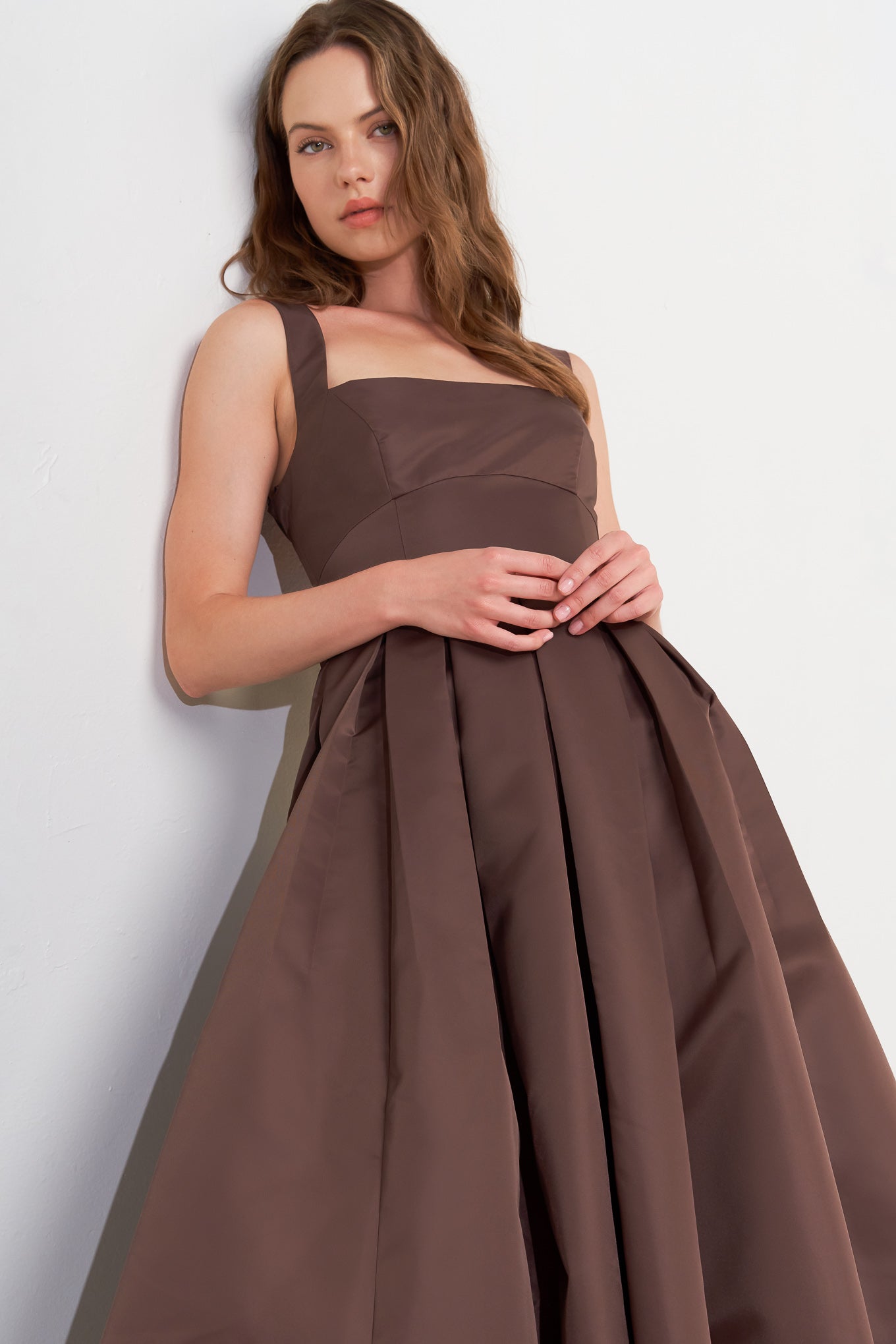 CHOCOLATE SYMPHONY WOVEN MIDI DRESS