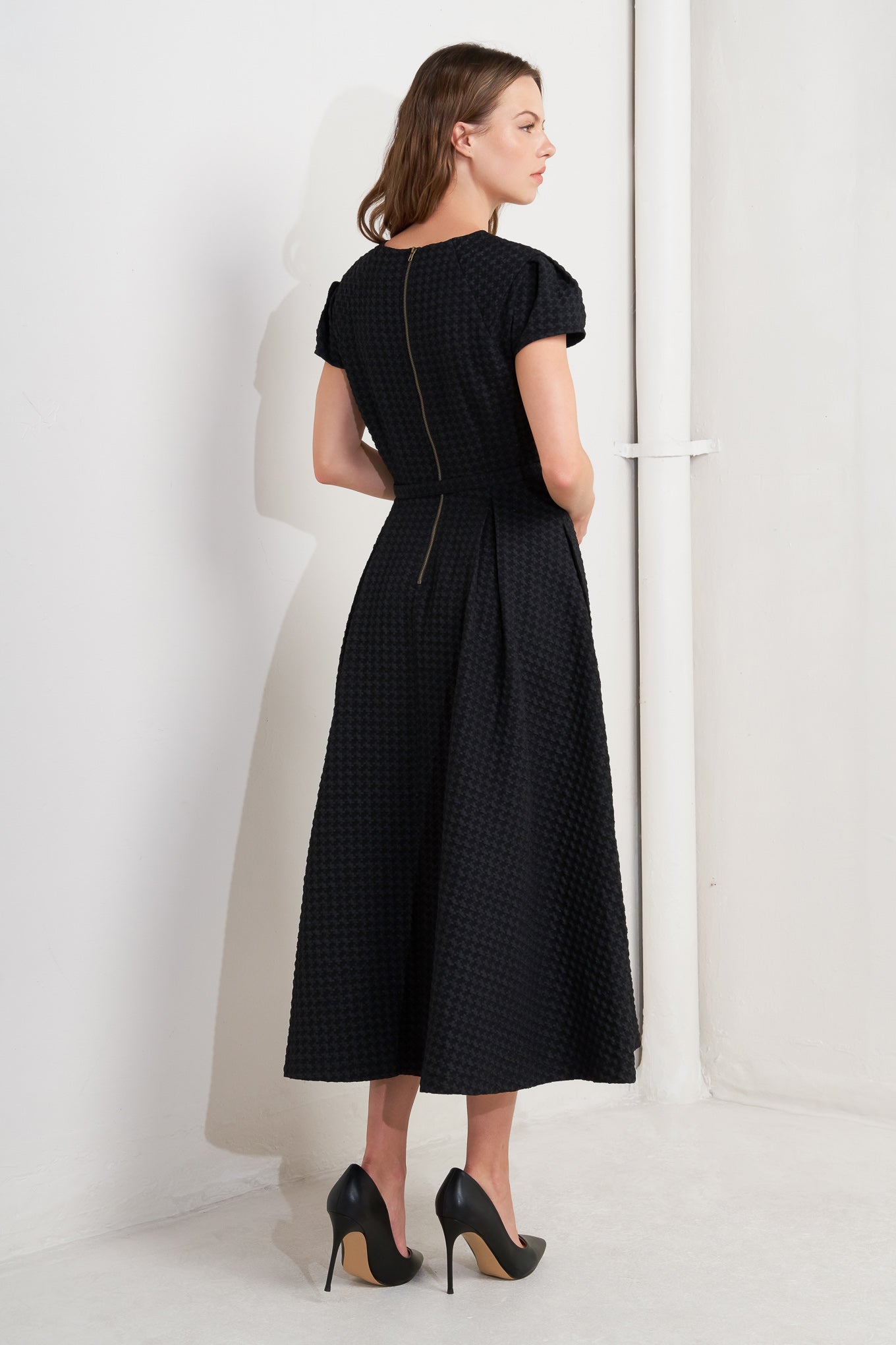 MOOD STUDY WOVEN MIDI DRESS