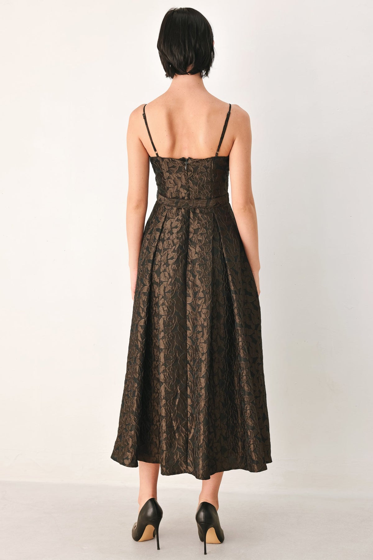 GOLDEN HOUR ROMANCE JACQUARD MIDI DRESS
