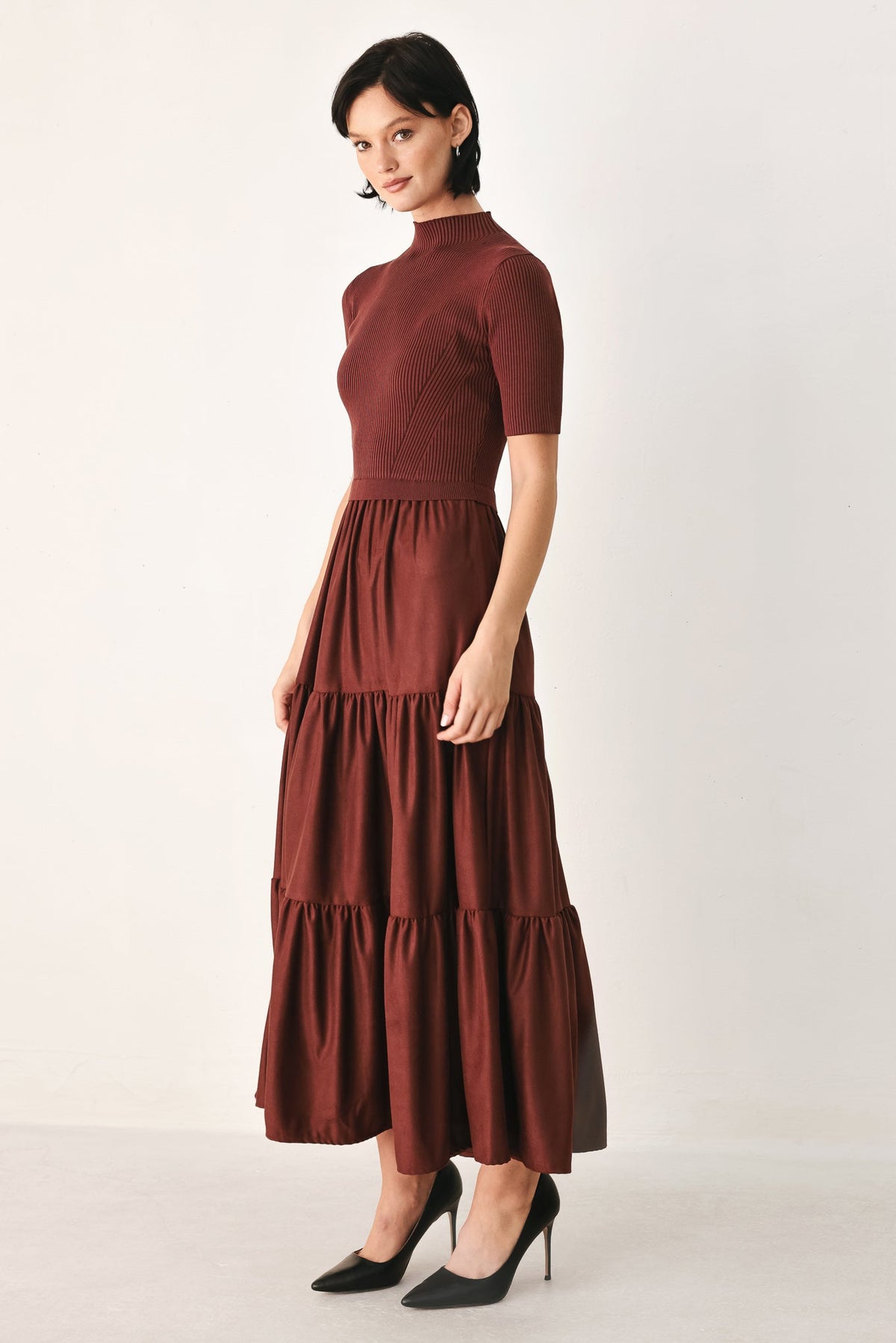 AUTUMN LOVE STORY TIERED MIDI DRESS