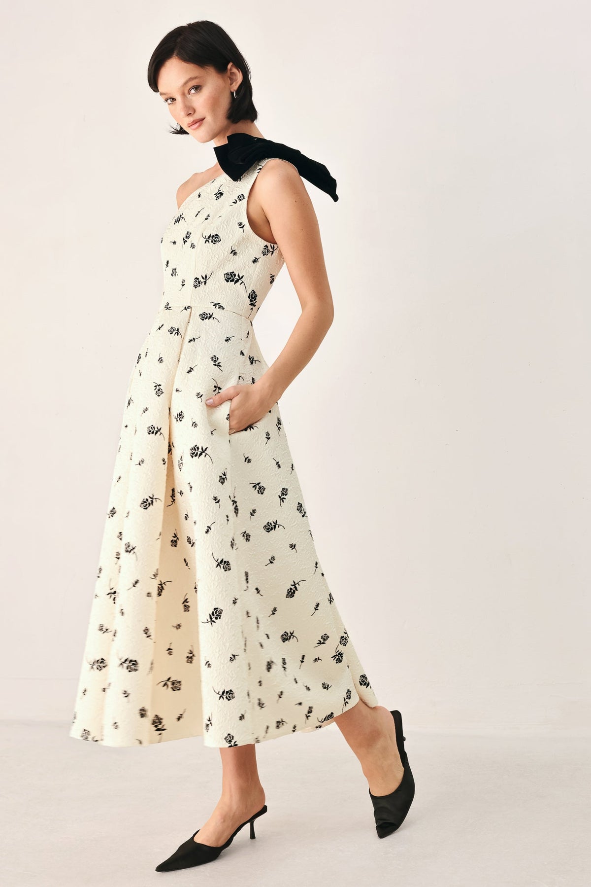 PERFECTLY POISED ONE SHOULDER BOW MIDI DRESS