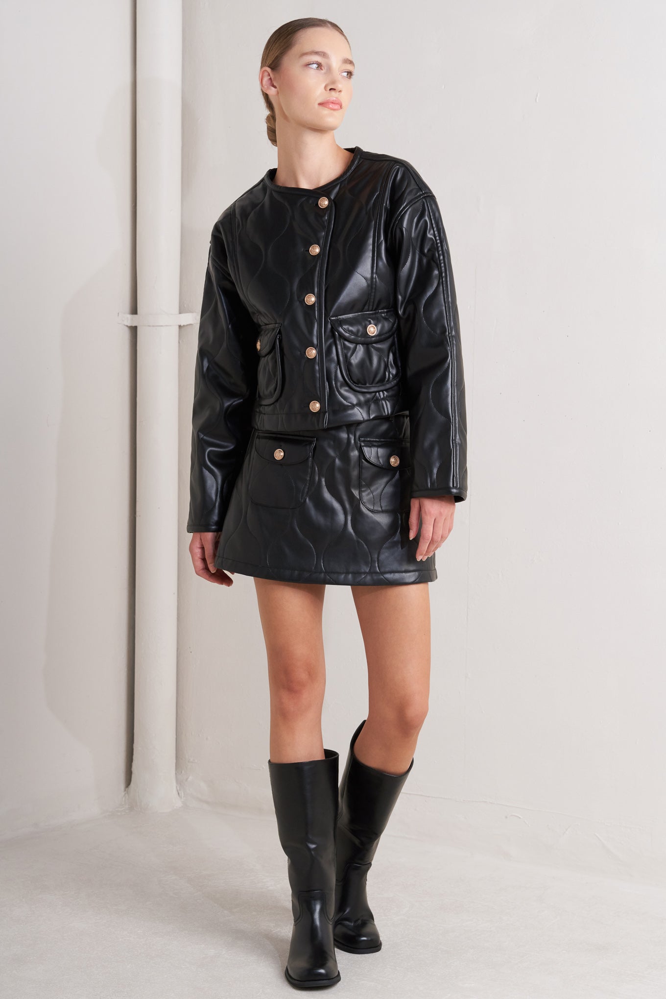 MOTO CHIC FAUX LEATHER JACKET