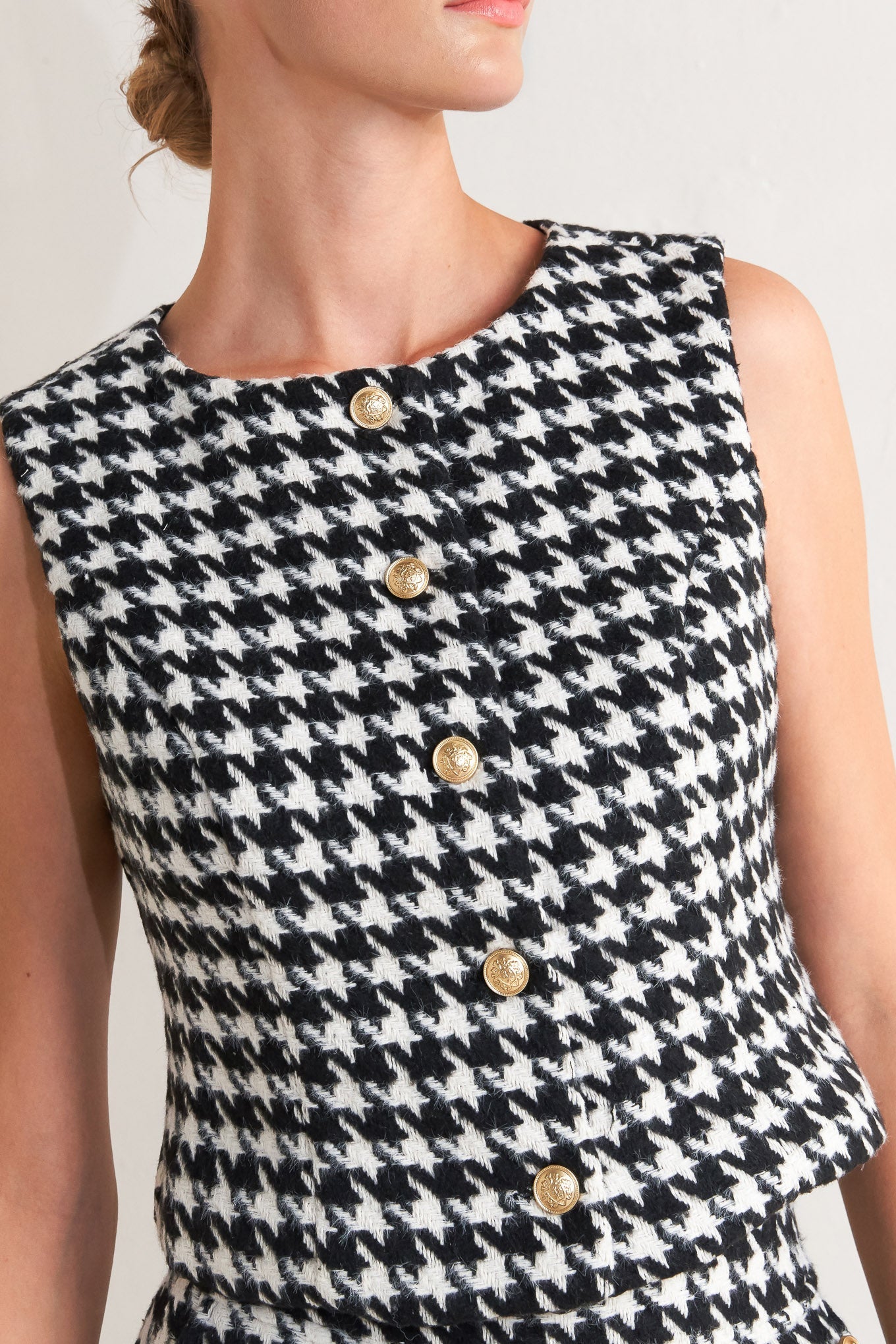 METRO ICON WOVEN HOUNDSTOOTH VEST